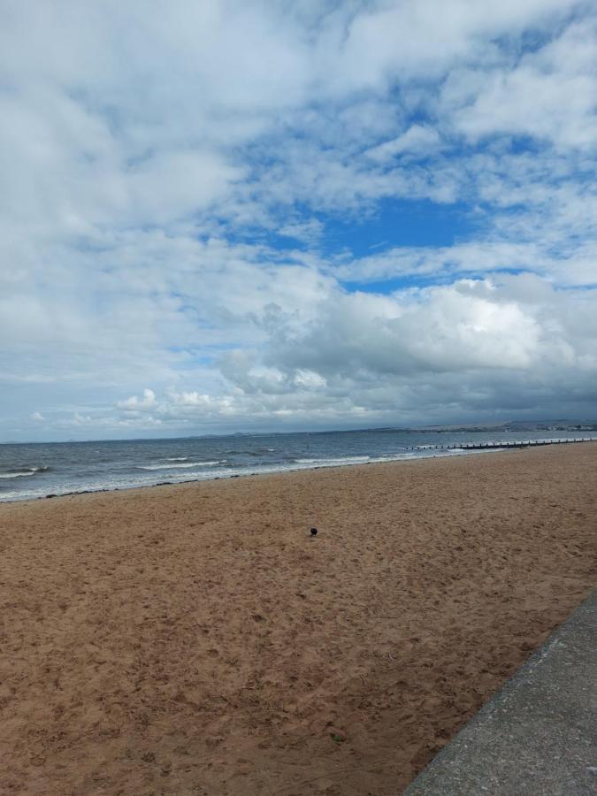 Portobello Charming Seaside 3-Br Holiday Apartment Edinburgh Exterior photo